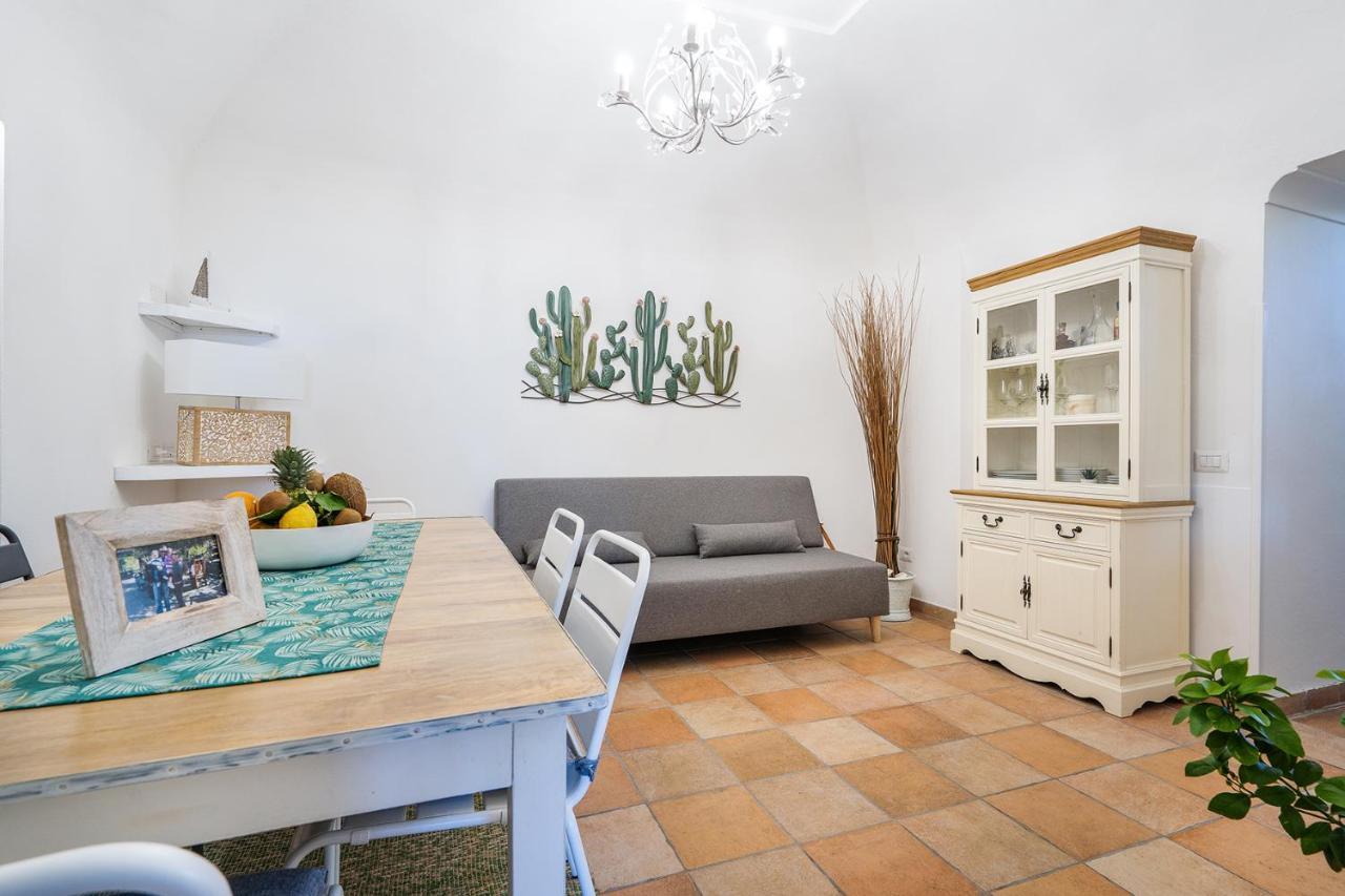 Nonna Carmela Apartment 산트아구타수이두에골피 외부 사진